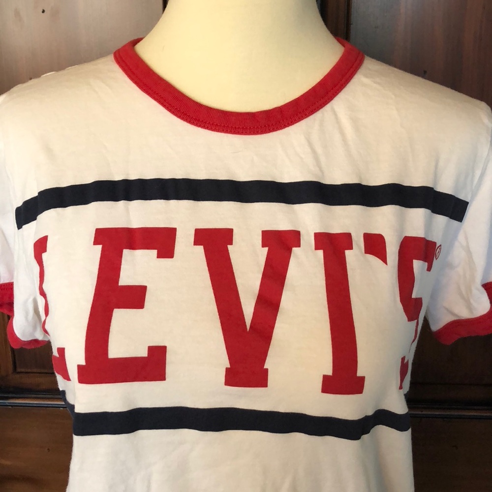 Original Levi’s T-shirt